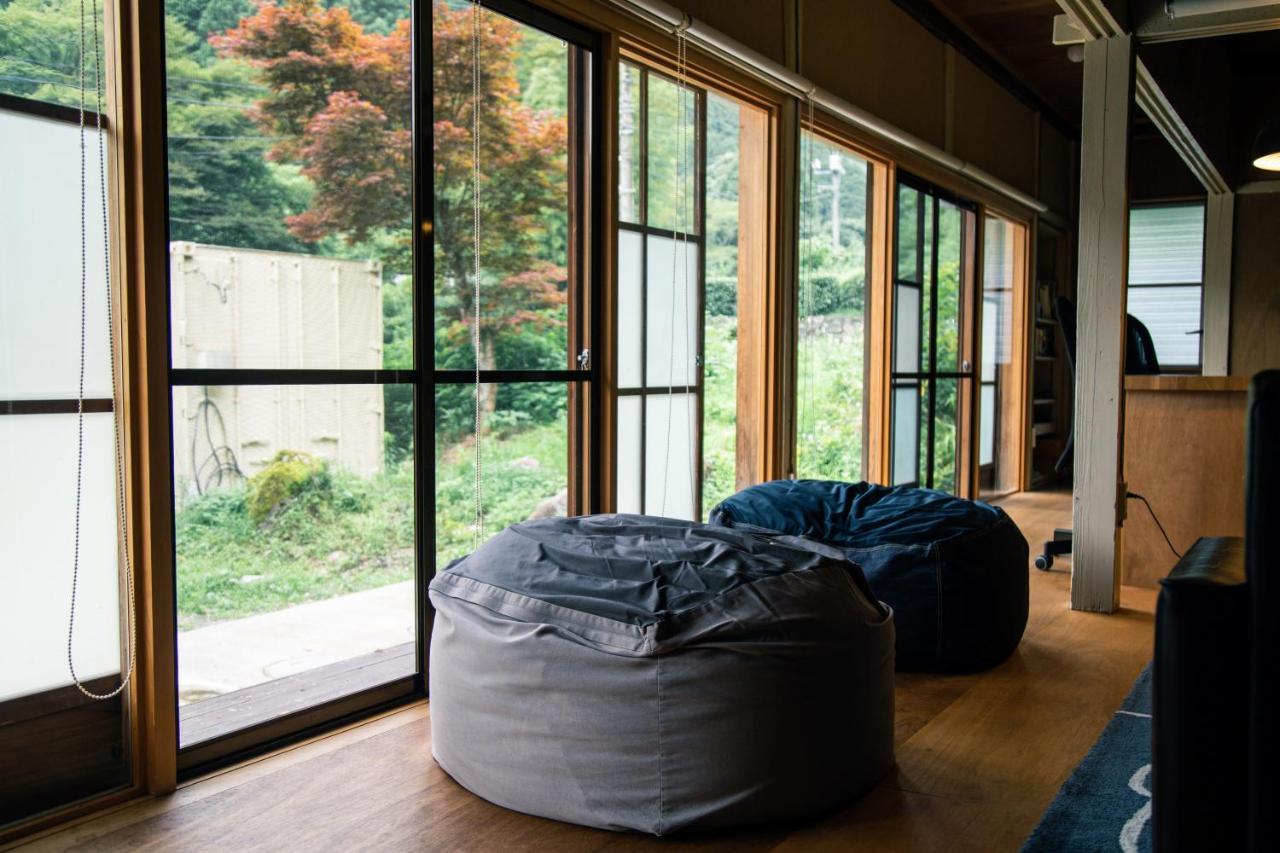 山の中の一棟貸切宿 五番地 Nambu (Yamanashi) ภายนอก รูปภาพ