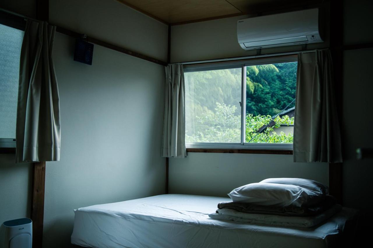 山の中の一棟貸切宿 五番地 Nambu (Yamanashi) ภายนอก รูปภาพ
